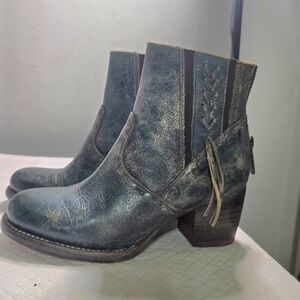 Bed Stu Distressed TEAL Leather Heeled Boots